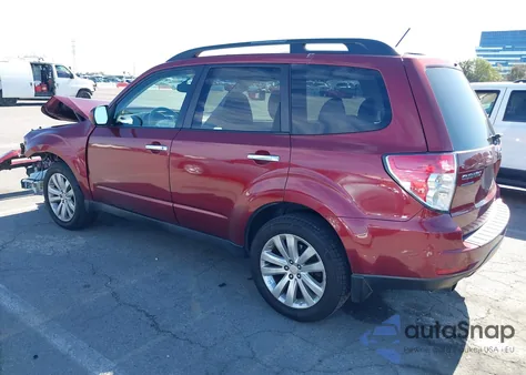 2011 Subaru Forester 2.5X Limited z USA, uszkodzony, nr VIN JF2SHBEC0BH763609